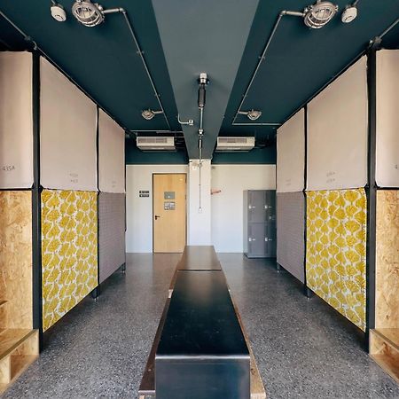 U.I.J Hotel & Hostel Tainan Esterno foto