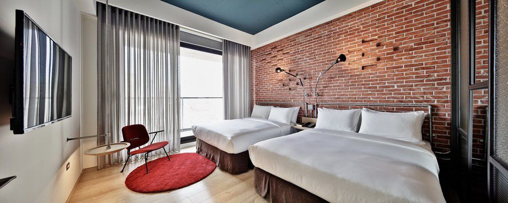 U.I.J Hotel & Hostel Tainan Esterno foto