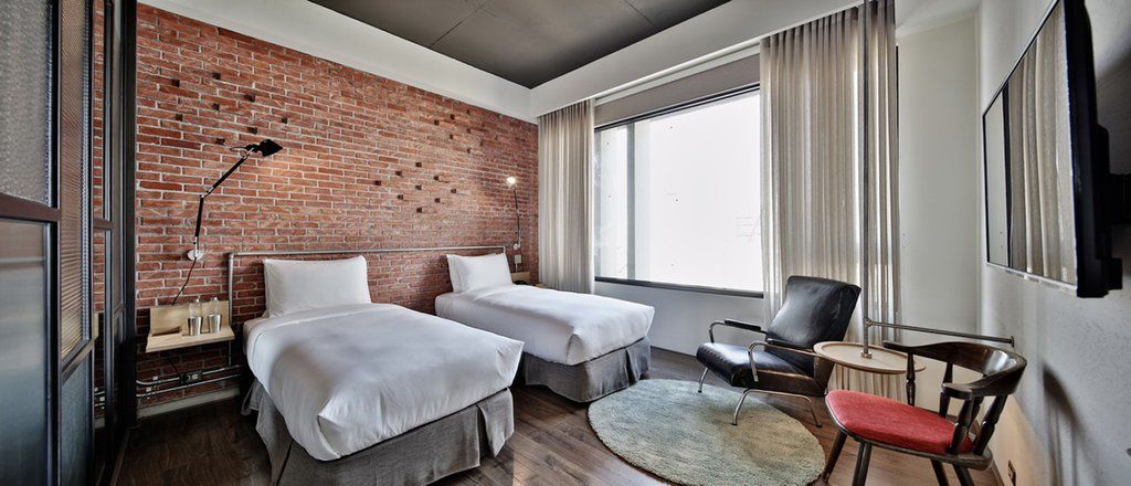U.I.J Hotel & Hostel Tainan Esterno foto